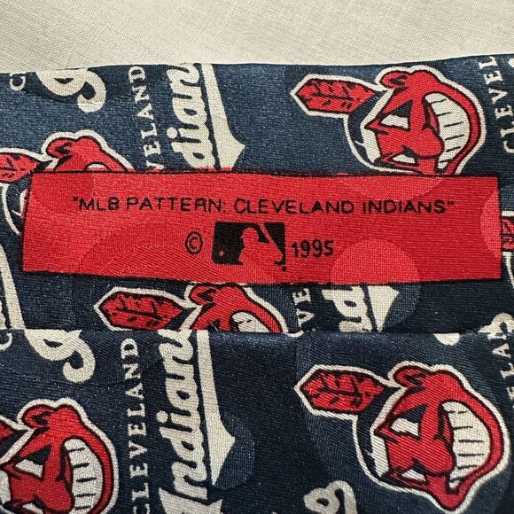 2 RM SPORT CLEVELAND INDIANS MLB PATTERN NECK TIES 1995 1996 100% Silk Tie - Picture 12 of 16
